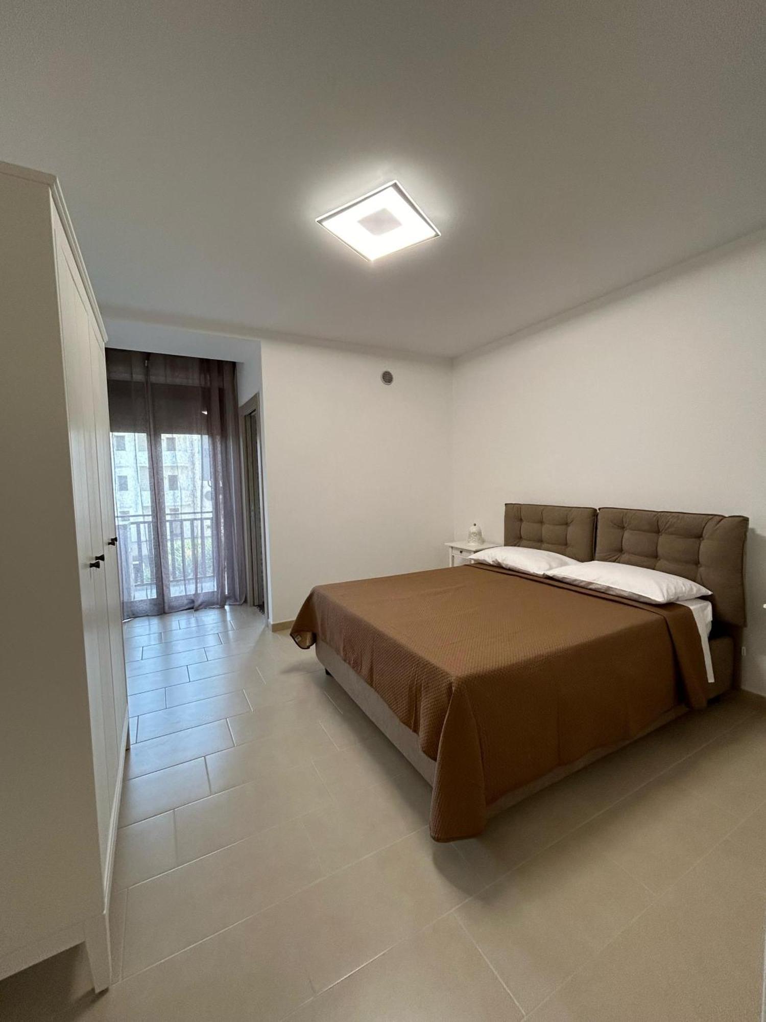 Little Rose Apartment Catania Ngoại thất bức ảnh